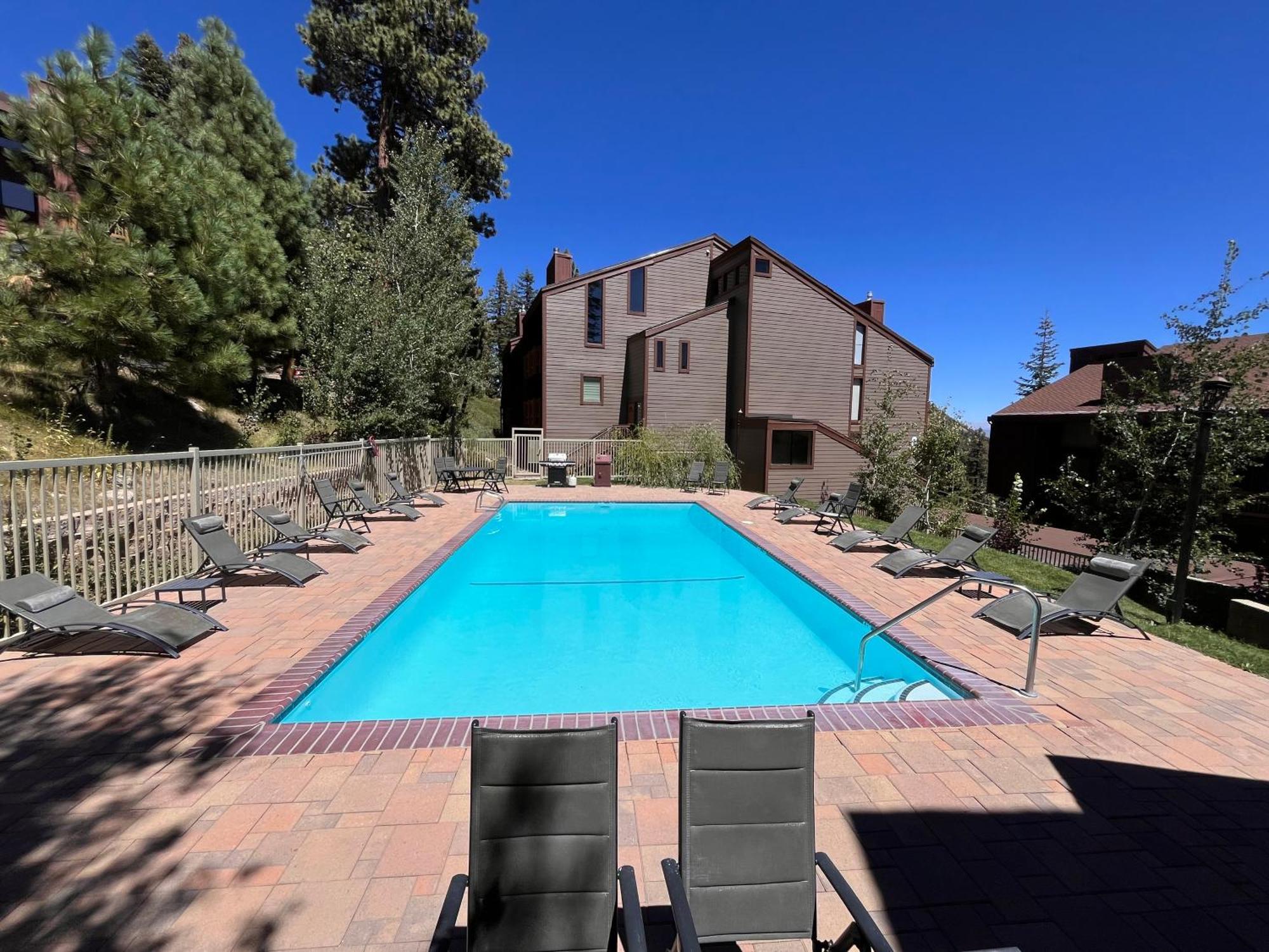 Tastefully Remodeled Condo At Mammoth Ski & Racquet Club, Hot Tub, Garage, 10 Min Walk To Ski Lifts Mammoth Lakes Exteriér fotografie