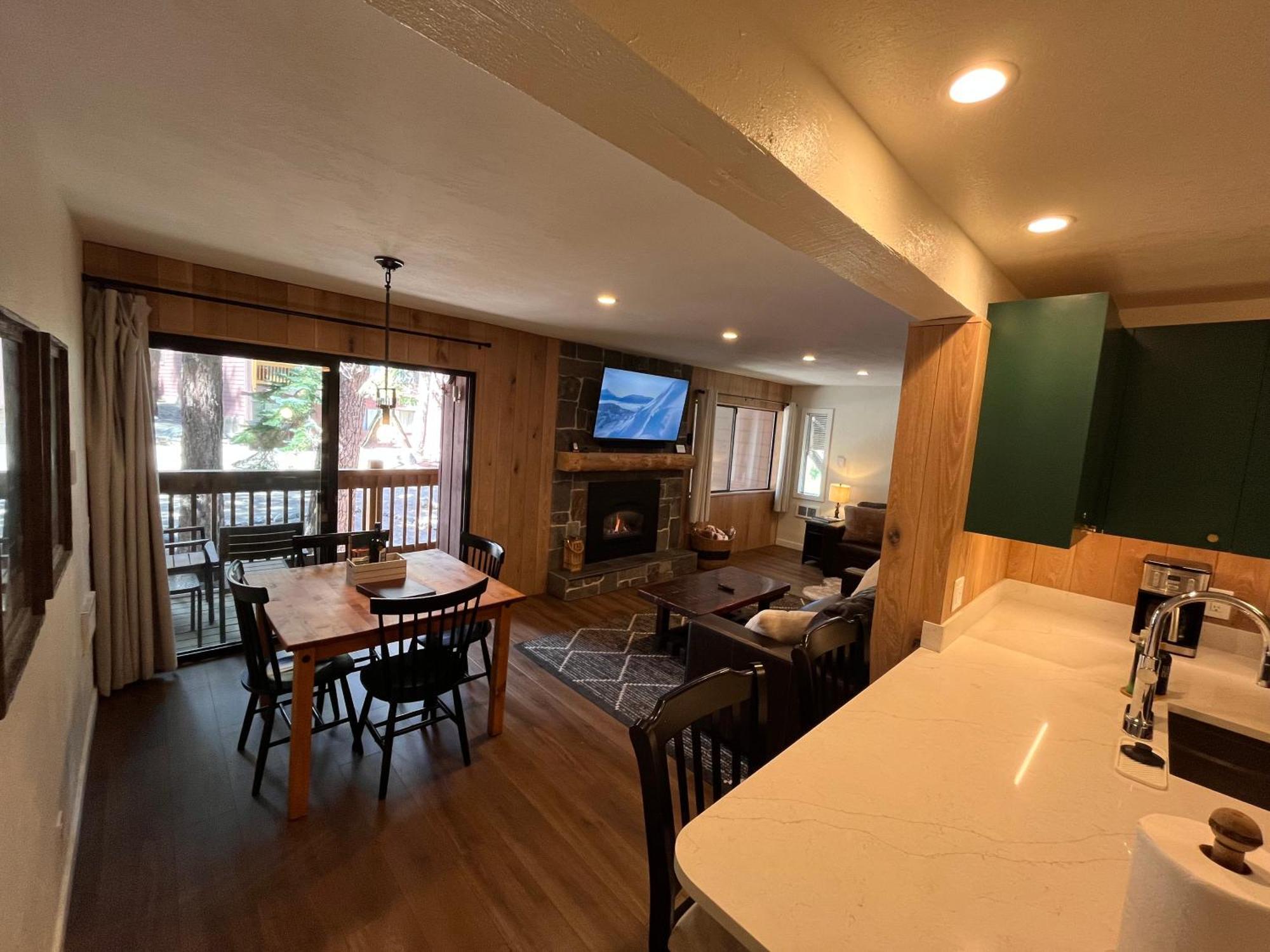 Tastefully Remodeled Condo At Mammoth Ski & Racquet Club, Hot Tub, Garage, 10 Min Walk To Ski Lifts Mammoth Lakes Exteriér fotografie